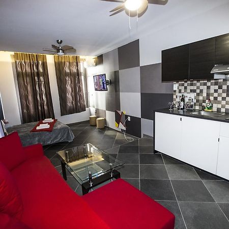 Trendy Living In Monastiraki Apartment Athens Ngoại thất bức ảnh