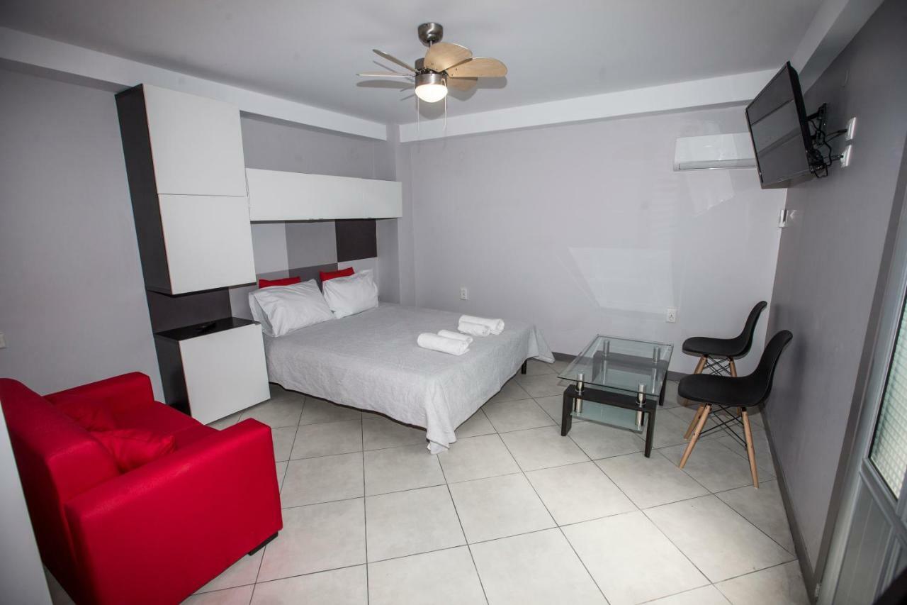Trendy Living In Monastiraki Apartment Athens Ngoại thất bức ảnh